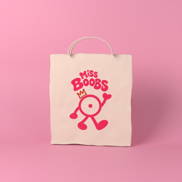 Tote bag crème avec le logo Miss Boobs, vue de face, visuel de présentation